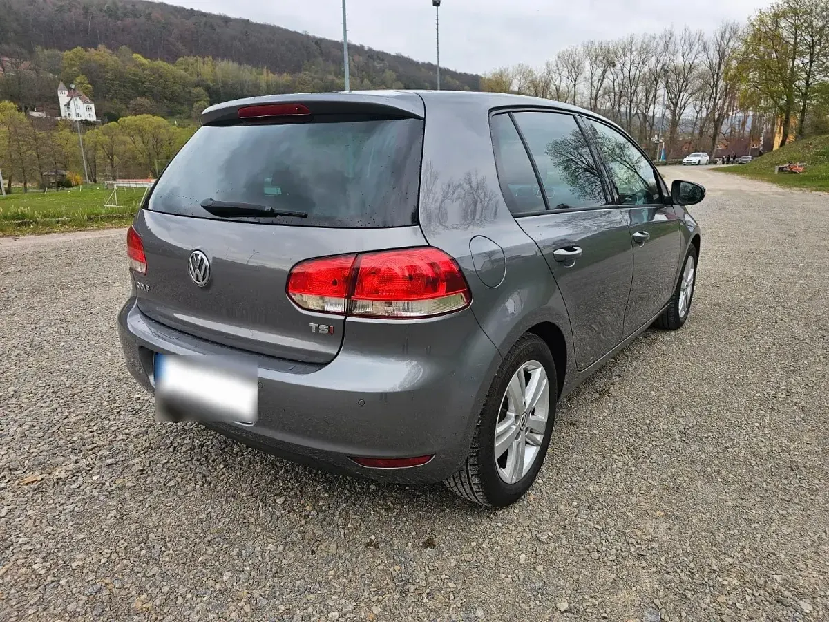 Gebraucht VW Golf VII Comfortline 150 PS (110 kW) 2012 Grau Limousine