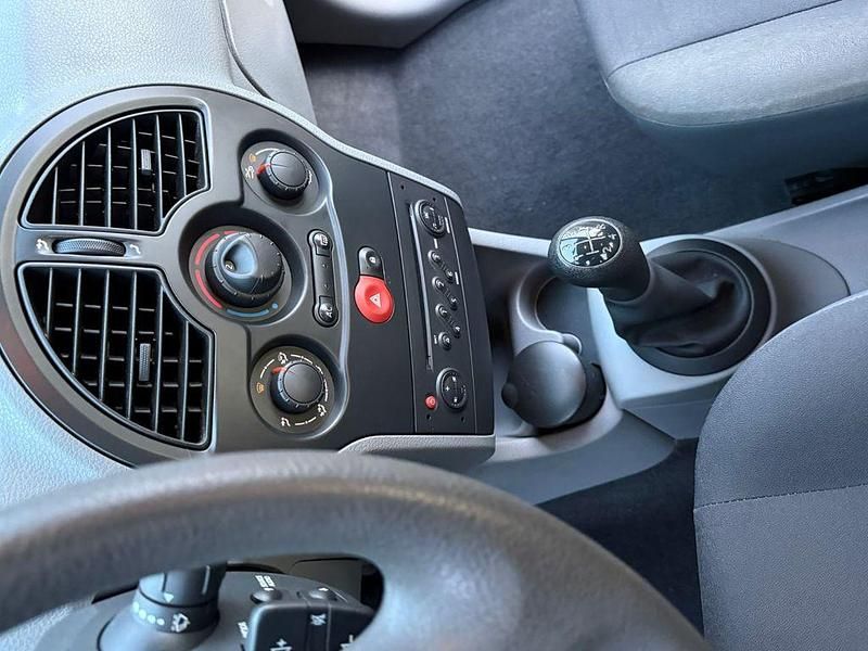 Gebraucht Renault Grand Modus Dynamique 75 PS (55 kW) 2009 Silber Van / Kleinbus