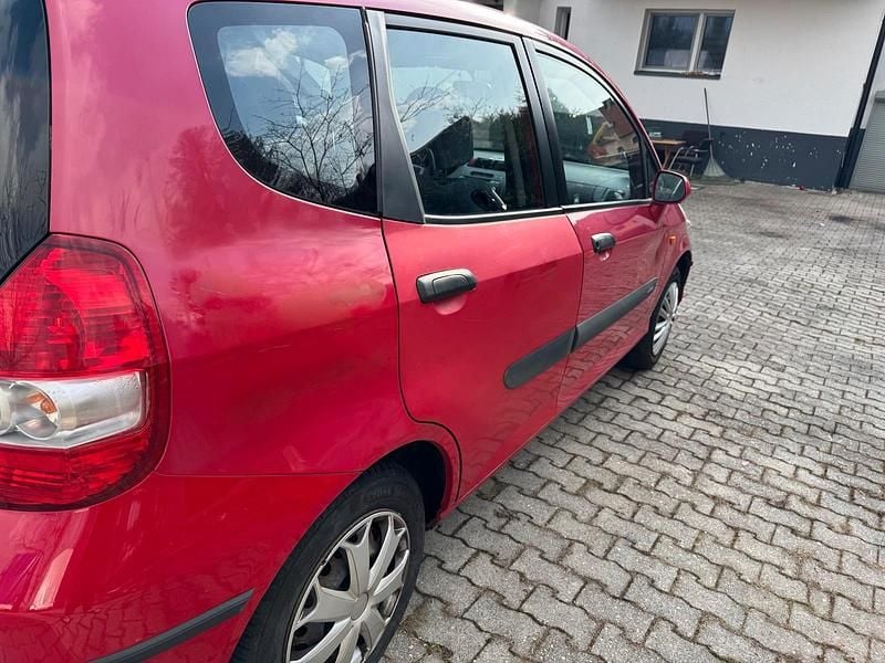 Gebraucht Honda Jazz 83 PS (61 kW) 2003 Rot Kleinwagen