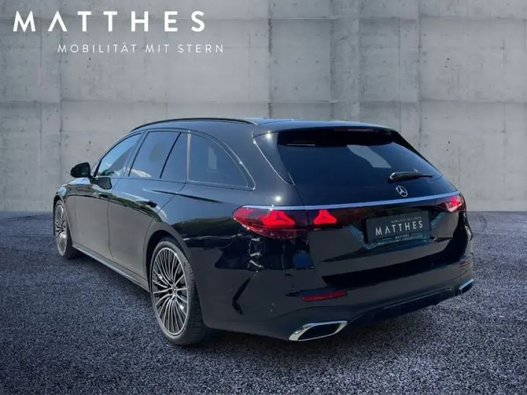Gebraucht Mercedes 220 197 PS (144 kW) 2024 Metalliclack obsidianschwarz (metallic) Kombi