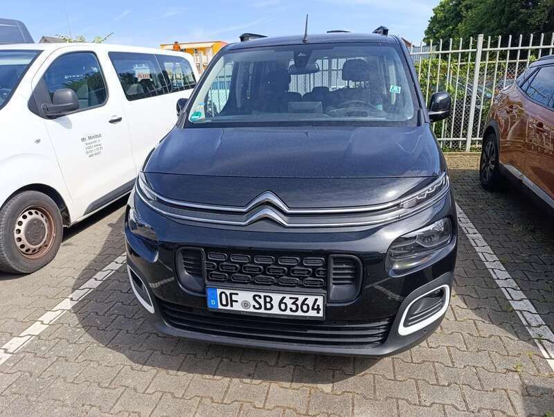 Schwarz Gebraucht 2020 Citroën Berlingo Shine Van / Kleinbus | 18.000 € (Fairer Preis) - Bild 1/4