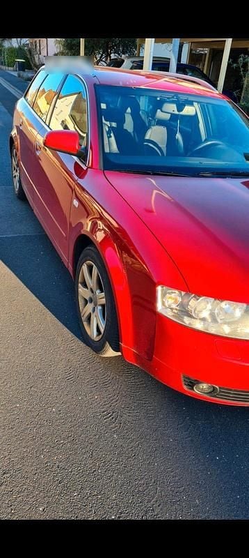 Gebraucht Audi A4 163 PS (119 kW) 2002 Rot Kombi