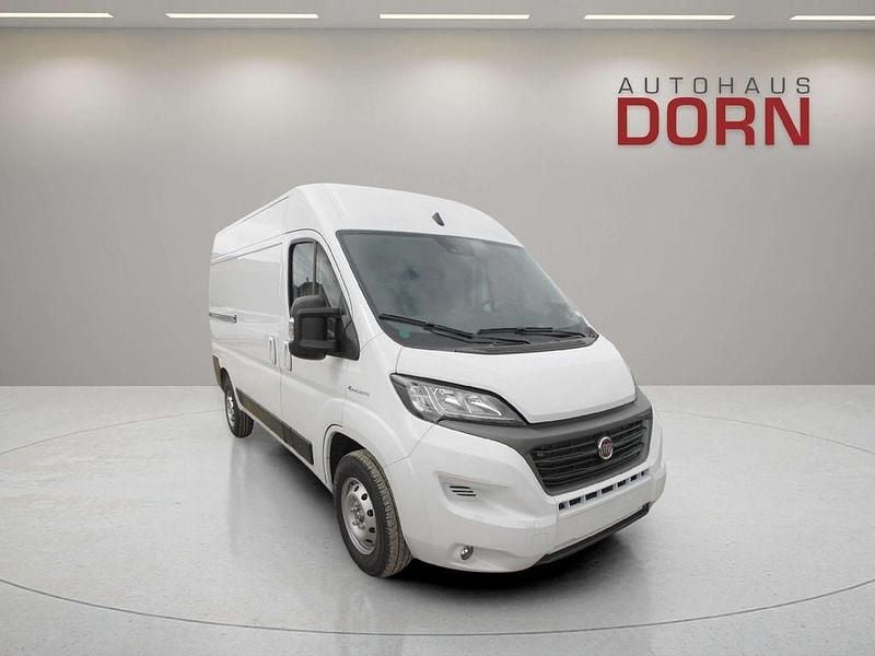 Gebraucht Fiat E-Ducato 89 kW (122 PS) 2021 Weiß Van / Kleinbus