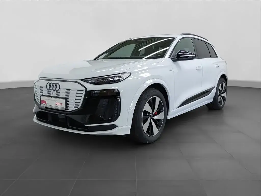 Gebraucht Audi Q6 e-tron S-Line 284 kW (387 PS) 2024 Weiß SUV