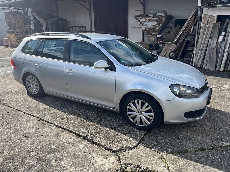 Silber Gebraucht 2011 VW Golf VI Kombi | 2.300 € (Superpreis) - Bild 1/4