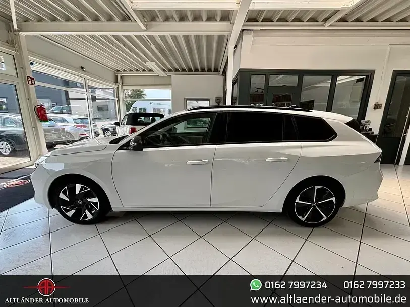 Gebraucht Opel Astra Elegance 131 PS (96 kW) 2024 Weiß Kleinwagen