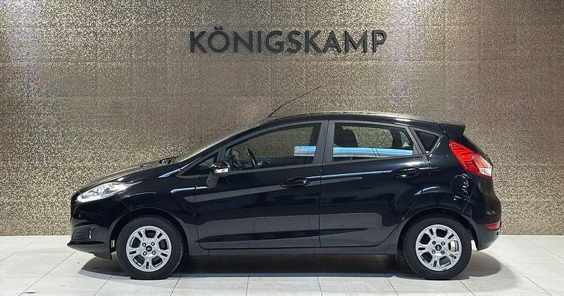 Gebraucht Ford Fiesta Celebration 80 PS (58 kW) 2016 Schwarz Limousine