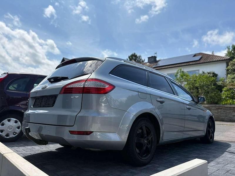 Silber Gebraucht 2008 Ford Mondeo Sport Kombi | 3.500 € - Bild 1/4