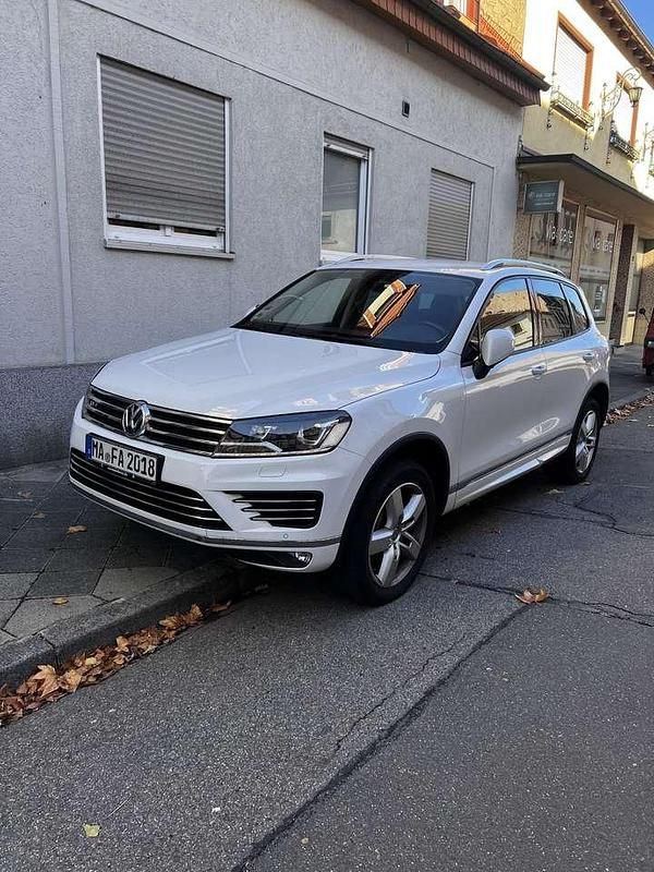 Weiß Gebraucht 2017 VW Touareg Terrain Tech SUV | 19.500 € (Guter Preis) - Bild 1/4