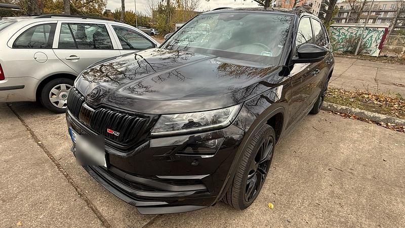 Schwarz Gebraucht 2020 Skoda Kodiaq RS SUV | 37.999 € (Fairer Preis) - Bild 1/4