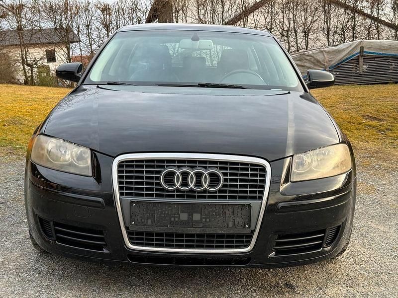 Gebraucht Audi A3 105 PS (77 kW) 2007 Schwarz Kleinwagen