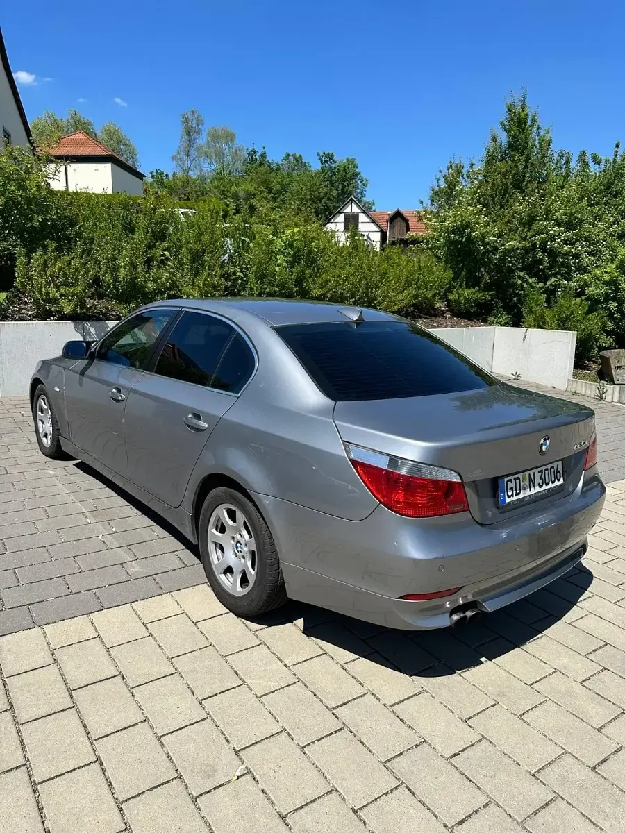 Usata BMW 520 170 CV (125 kW) 2004 Grigio Berlina