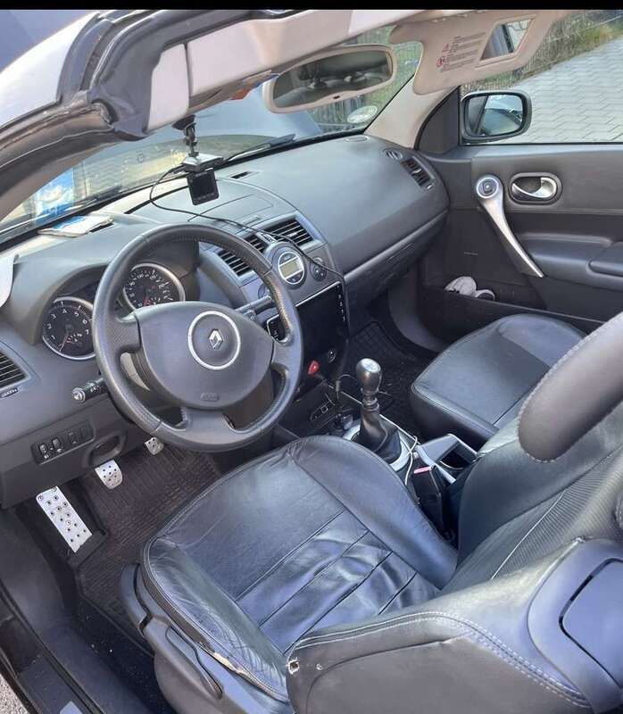 Schwarz Gebraucht 2007 Renault Mégane Cabriolet Dynamique Cabrio | 3.150 € (Etwas zu teuer) - Bild 1/4