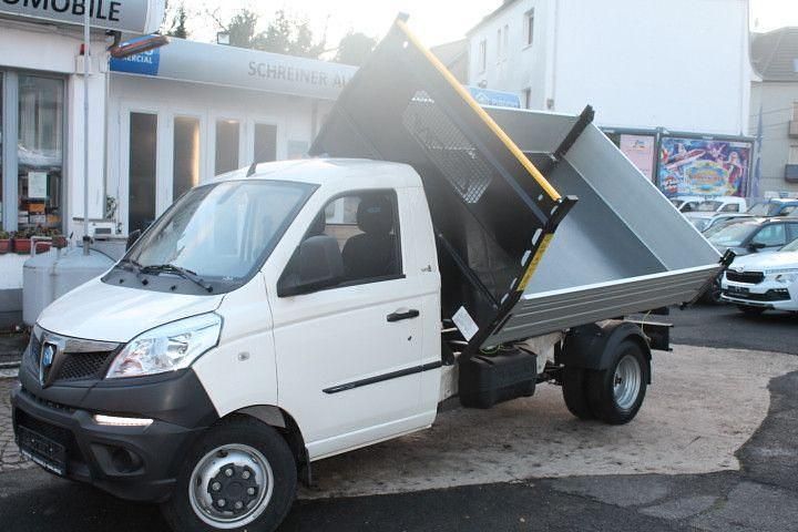 Gebraucht Piaggio Porter 106 PS (77 kW) 2022 Weiß SUV