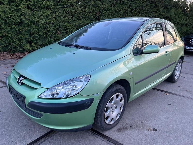Gebraucht Peugeot 307 109 PS (80 kW) 2002 Grün Limousine