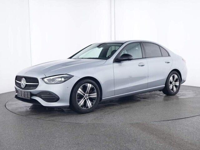 Silber Gebraucht 2023 Mercedes C200 Limousine | 33.900 € (Fairer Preis) - Bild 1/4