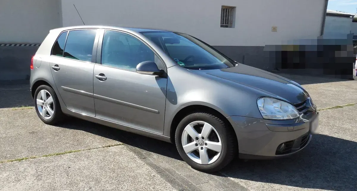 Gebraucht VW Golf VI 140 PS (102 kW) 2008 Grau Kleinwagen