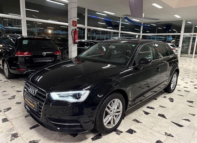 Gebraucht Audi A3 Attraction 150 PS (110 kW) 2014 Schwarz Limousine