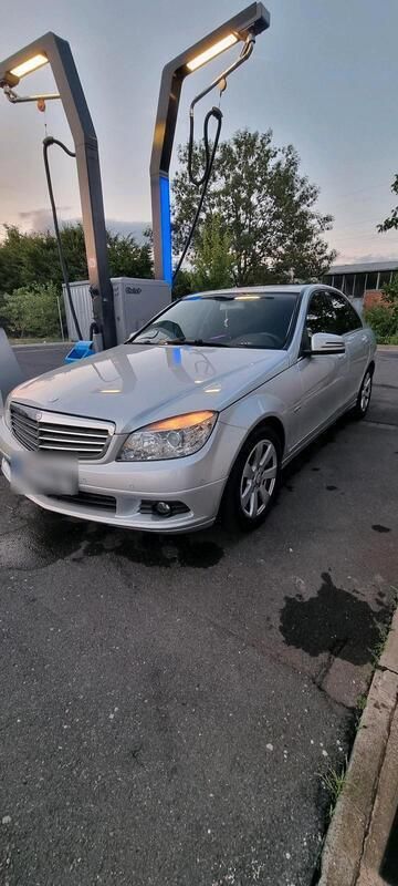 Silber Gebraucht 2008 Mercedes C200 Limousine | 7.999 € (Fairer Preis) - Bild 1/4