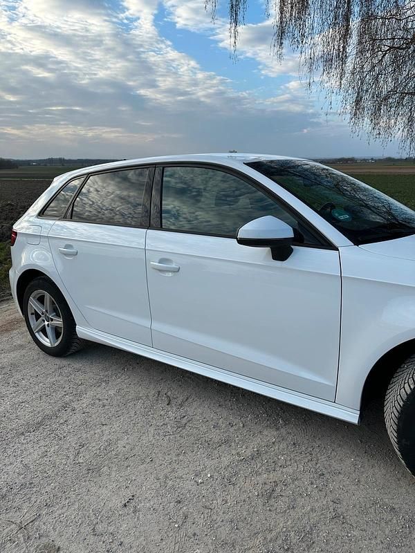 Gebraucht Audi A3 204 PS (150 kW) 2020 Weiß Limousine