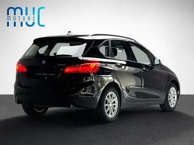 Gebraucht BMW 220 Active Tourer Advantage 192 PS (141 kW) 2018 Schwarz Van / Kleinbus