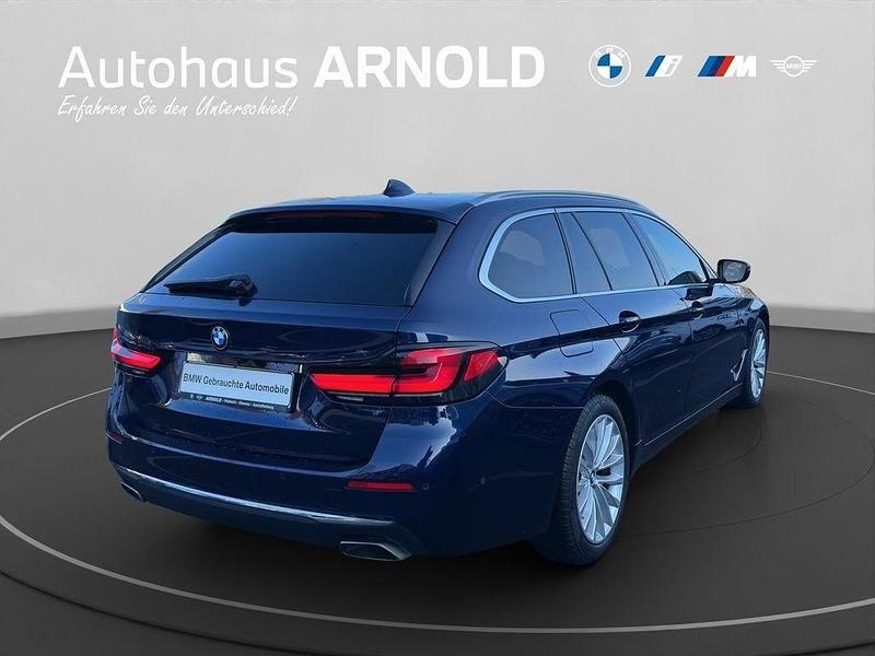 Gebraucht BMW 530 286 PS (210 kW) 2021 Bmw individual tansanitblau Kombi