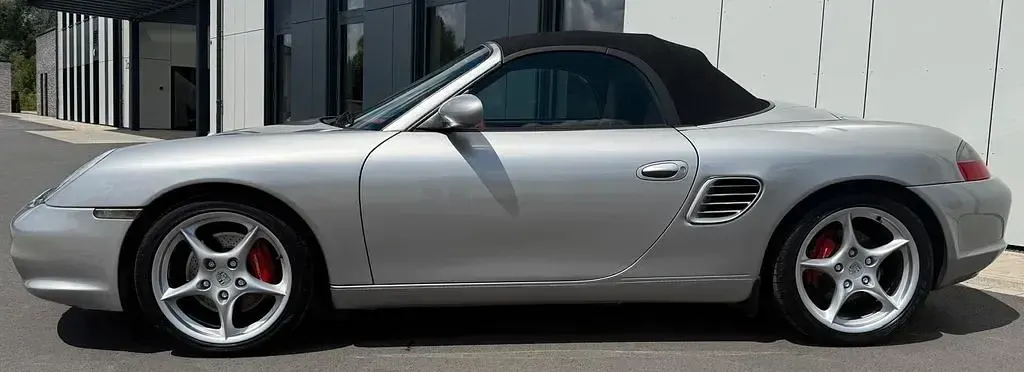 Gebraucht Porsche 986 Boxster 260 PS (191 kW) 2004 Silber Cabrio