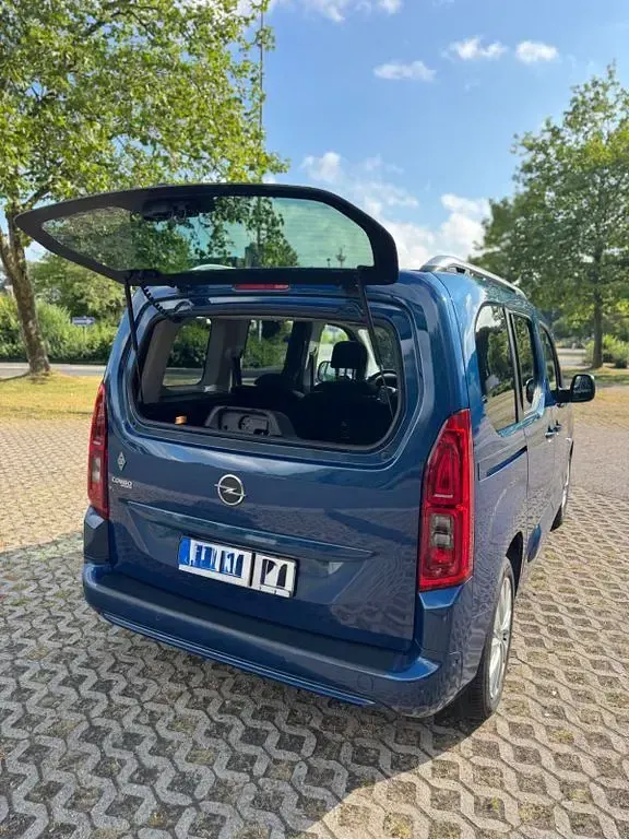 Gebraucht Opel Combo Life Edition 110 PS (80 kW) 2018 Schwarz Van / Kleinbus