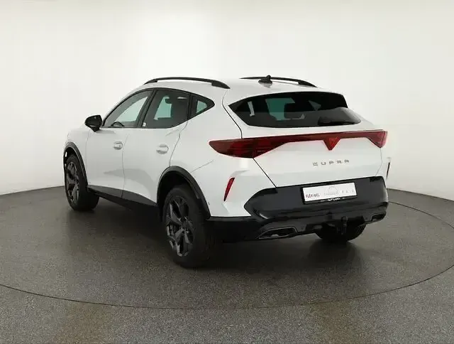 Nowe Cupra Formentor 150 KM (110 kW) 2026 Biały SUV