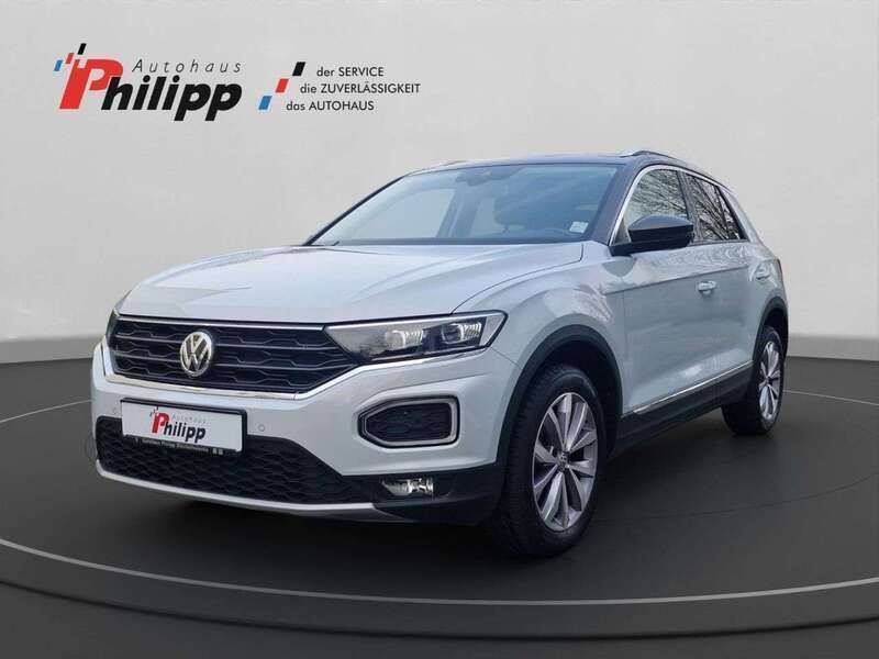 White silver metallic (metallic) Gebraucht 2018 VW T-Roc Style SUV | 21.490 € (Fairer Preis) - Bild 1/4
