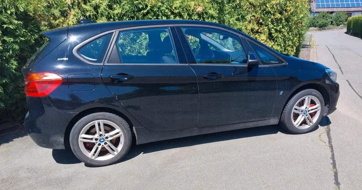 Gebraucht BMW 225 iPerformance 136 PS (100 kW) 2017 Schwarz Limousine