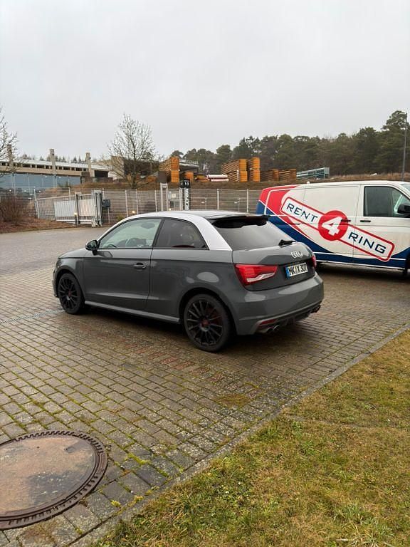 Gebraucht Audi S1 Ambiente 231 PS (169 kW) 2016 Grau Kleinwagen