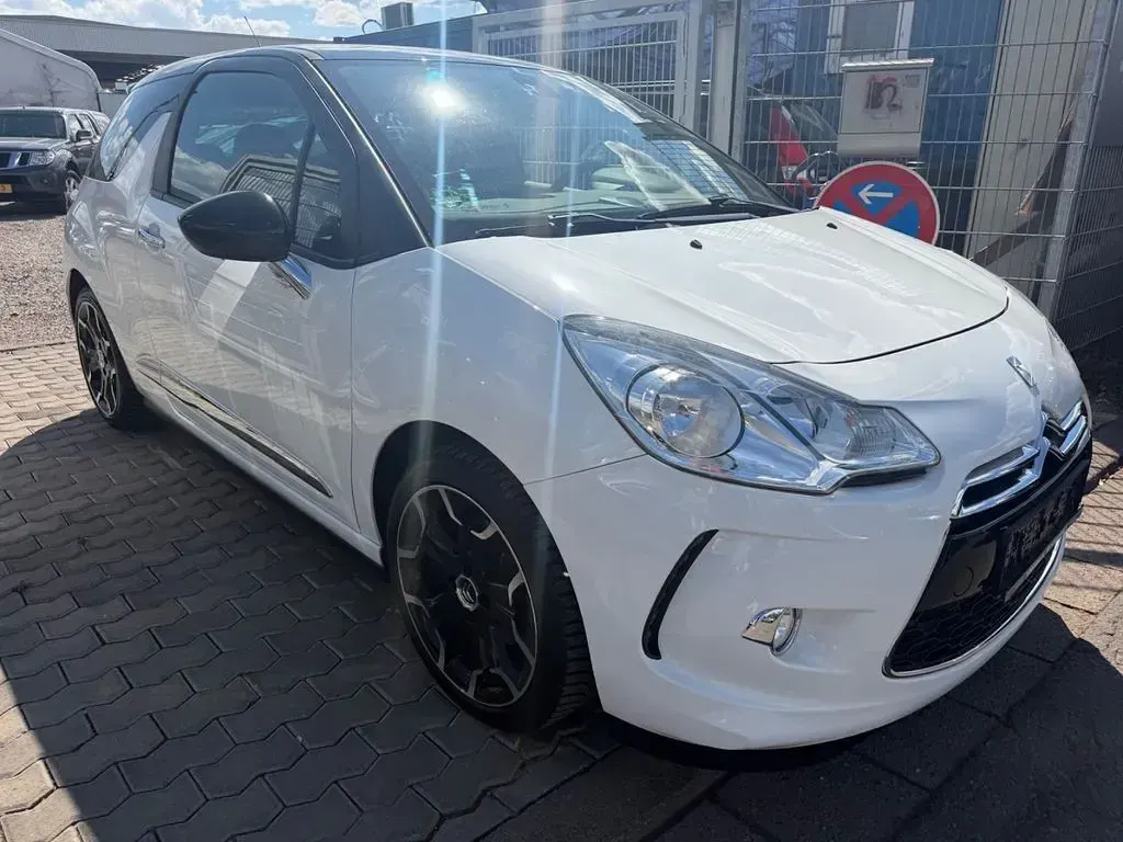 Gebraucht Citroën DS3 Sport Chic 156 PS (114 kW) 2014 Weiß Coupé