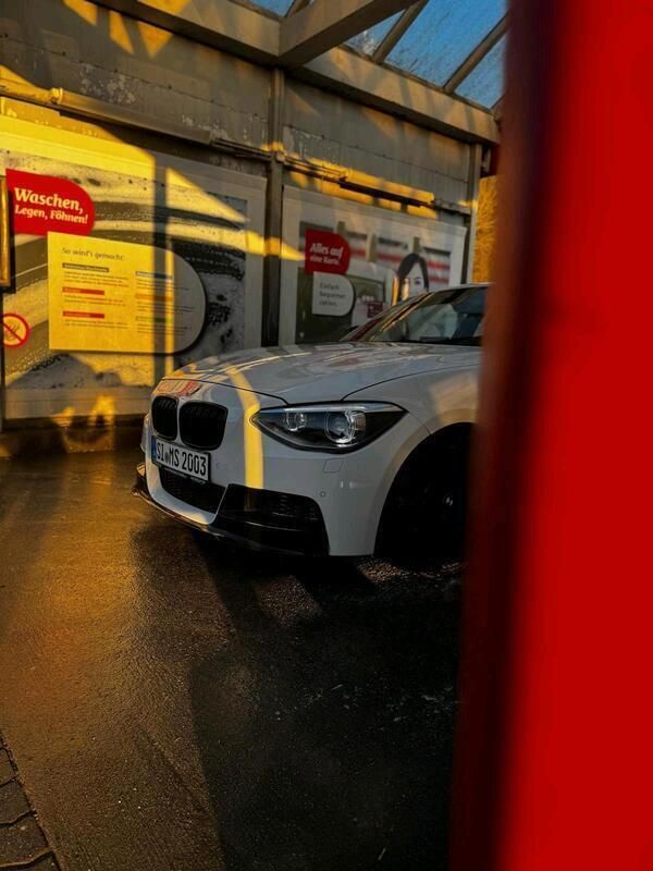 Weiß Gebraucht 2012 BMW 135 Coupé Coupé | 16.000 € - Bild 1/4