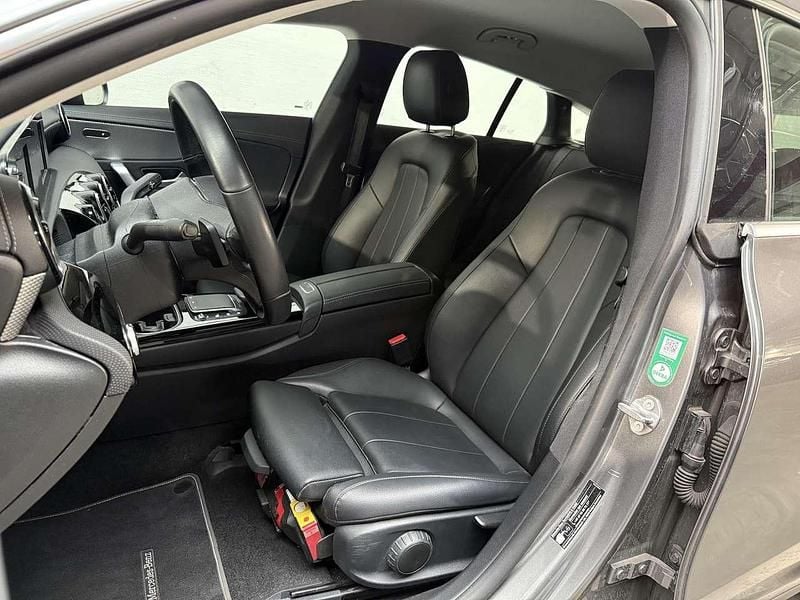 Gebraucht Mercedes CLA220 190 PS (139 kW) 2021 Mountaingrau Limousine