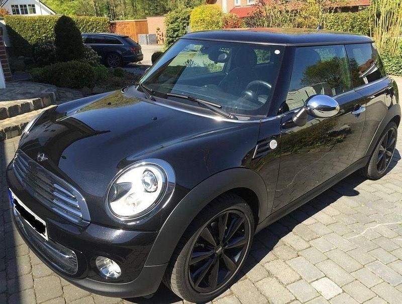 Gebraucht Mini Cooper 122 PS (89 kW) 2011 Schwarz Kleinwagen