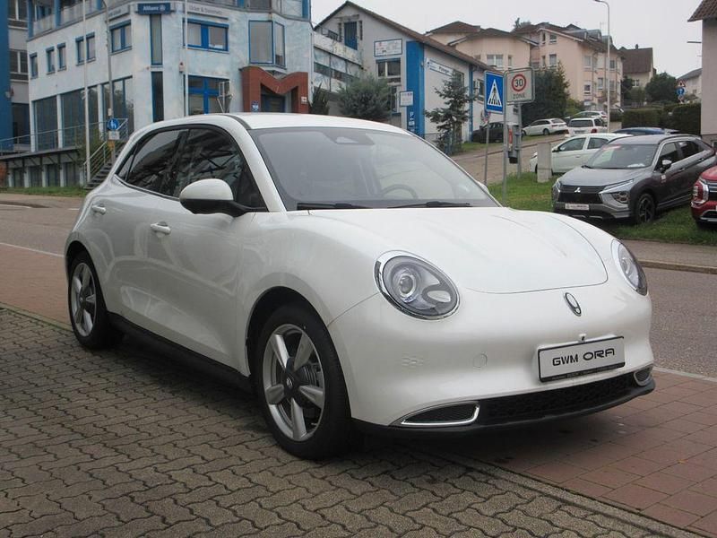 Neu Ora 03 125 kW (171 PS) 2025 Moonlight white Kleinwagen