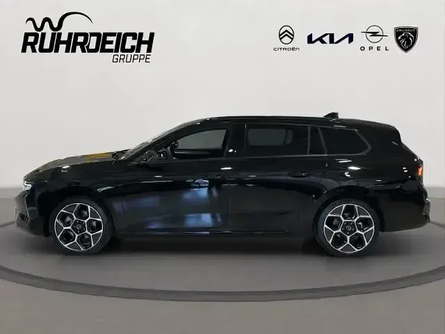 Neu Opel Astra Ultimate 96 PS (70 kW) 2026 Schwarz Kombi