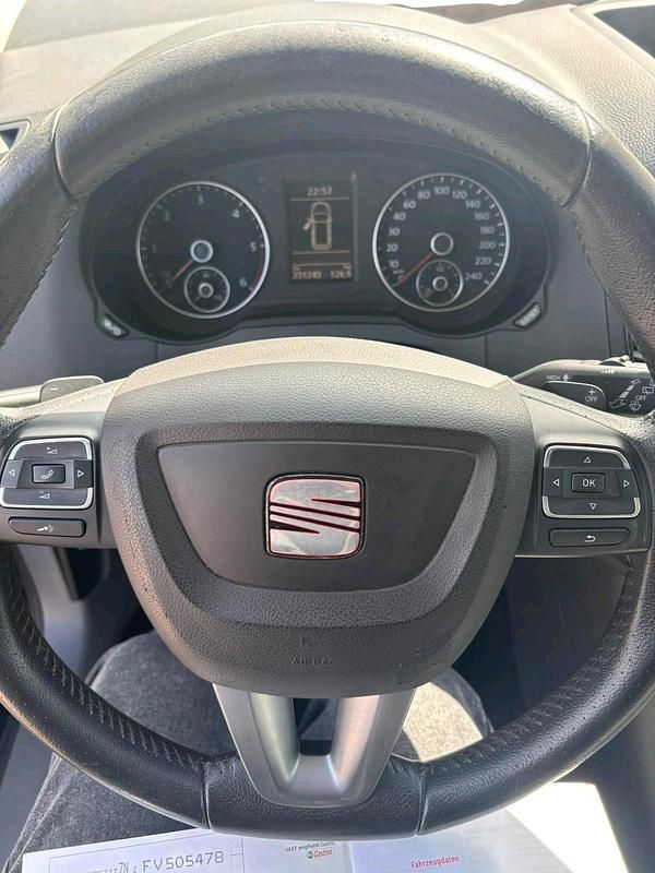 Gebraucht Seat Alhambra 140 PS (102 kW) 2014 Schwarz Van / Kleinbus