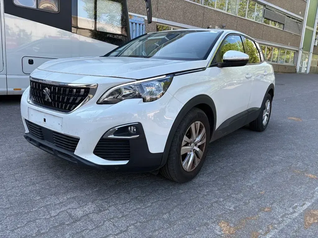 Gebraucht Peugeot 3008 Active 131 PS (96 kW) 2020 SUV