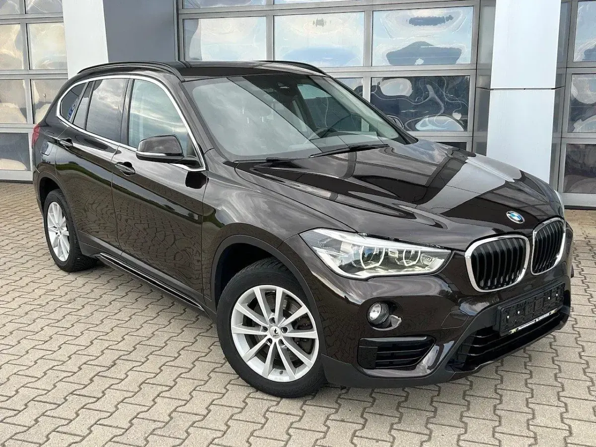 Gebraucht BMW X1 Sport Line 235 PS (172 kW) 2015 Braun SUV