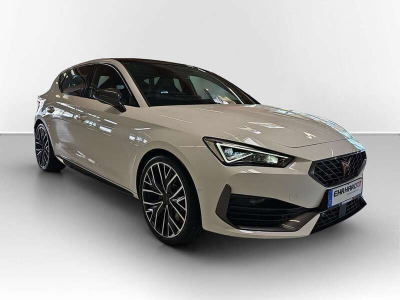 Gebraucht Cupra Leon VZ 300 PS (220 kW) 2024 Candyweiss Limousine