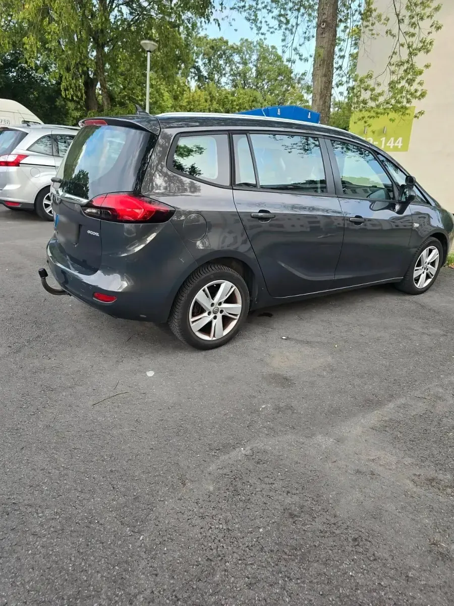 Gebraucht Opel Zafira 150 PS (110 kW) 2015 Grau Van / Kleinbus