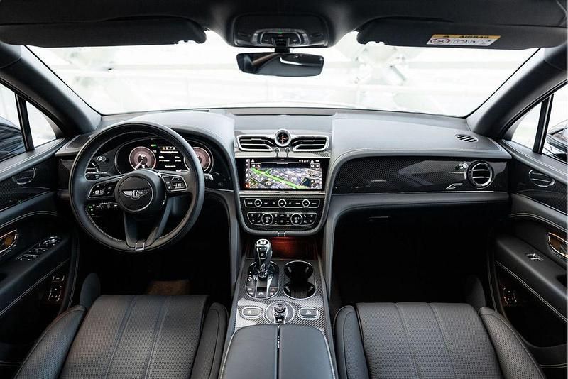 Gebraucht Bentley Bentayga 551 PS (405 kW) 2023 Grün SUV