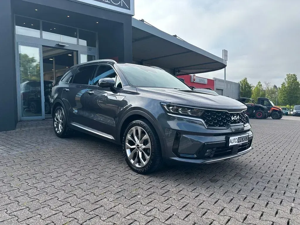 Gebraucht Kia Sorento Platinum 201 PS (147 kW) 2023 Grau SUV