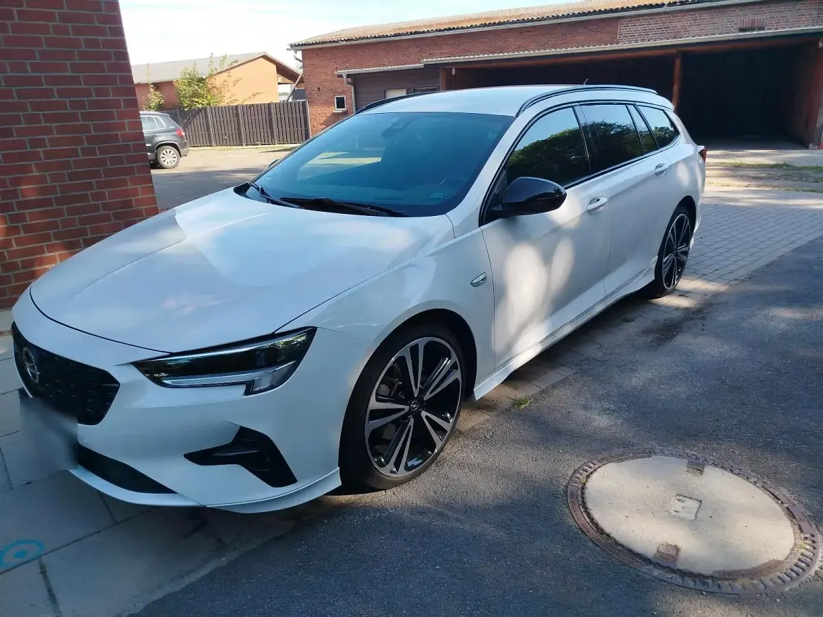 Gebraucht Opel Insignia GS Line 174 PS (127 kW) 2021 Weiß Kombi