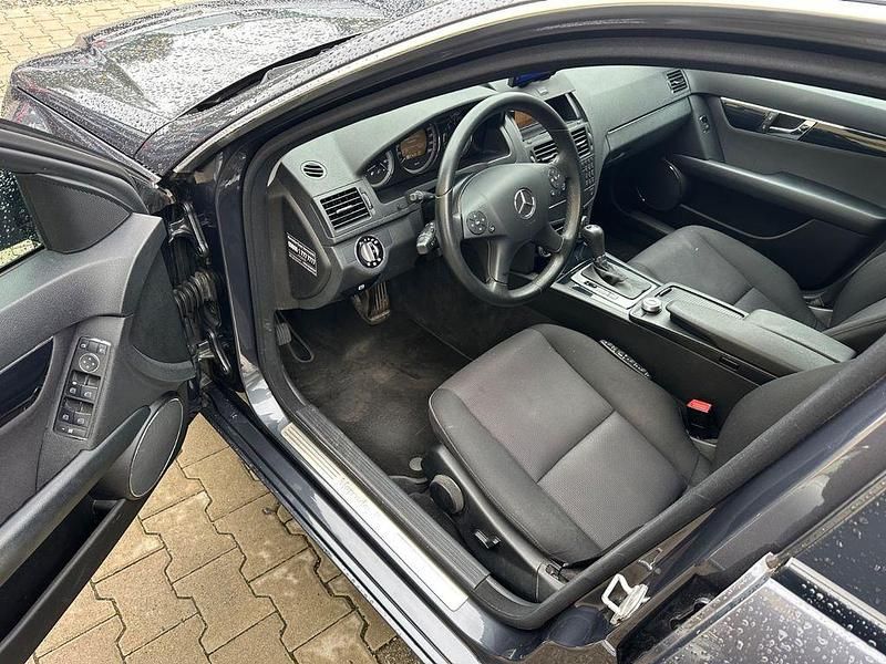 Gebraucht Mercedes C230 204 PS (150 kW) 2009 Grau Kombi