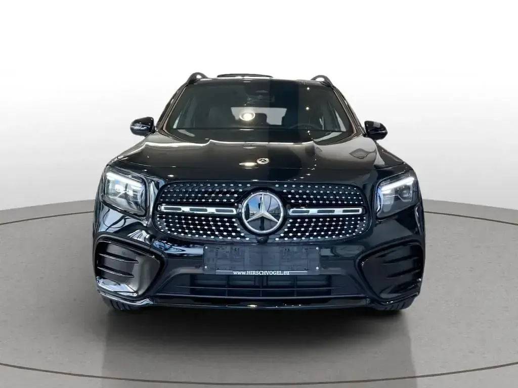 Gebraucht Mercedes GLB200 AMG line 150 PS (110 kW) 2025 Schwarz SUV