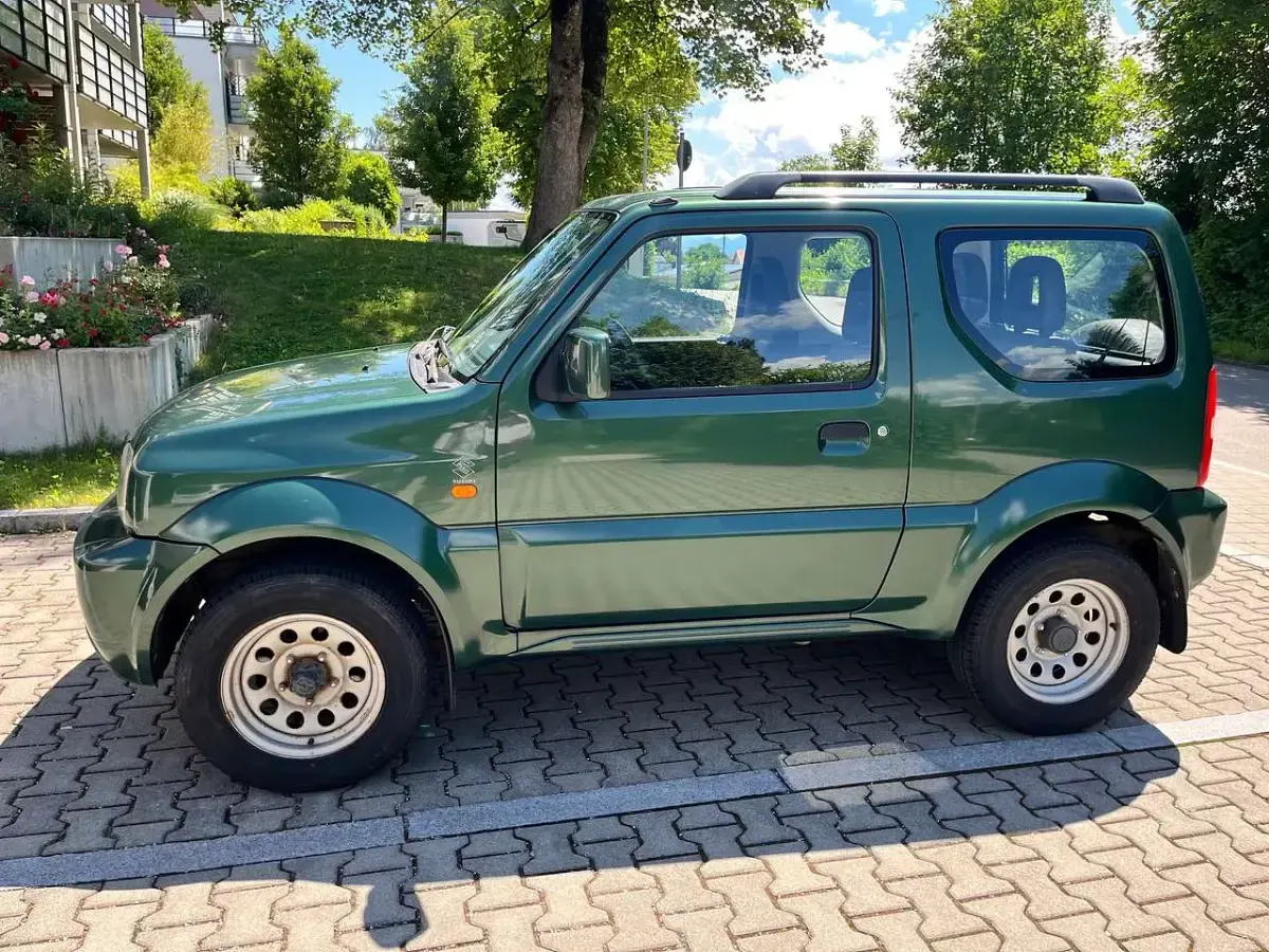 Gebraucht Suzuki Jimny Style 86 PS (63 kW) 2012 Grün SUV