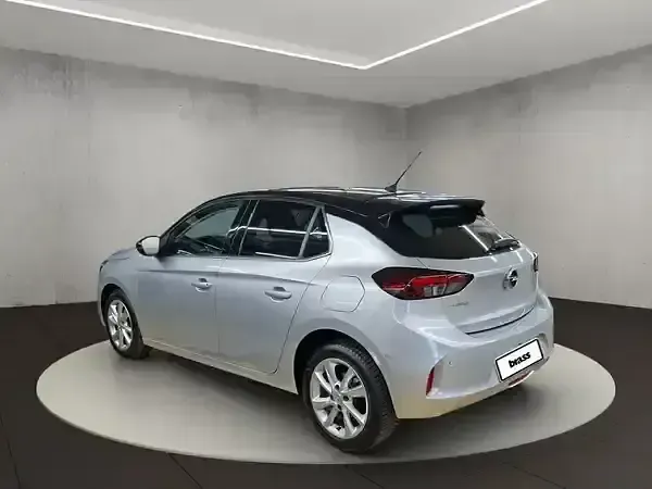 Gebraucht Opel Corsa Elegance 101 PS (74 kW) 2023 Aluminium silb / kristall silb Kleinwagen